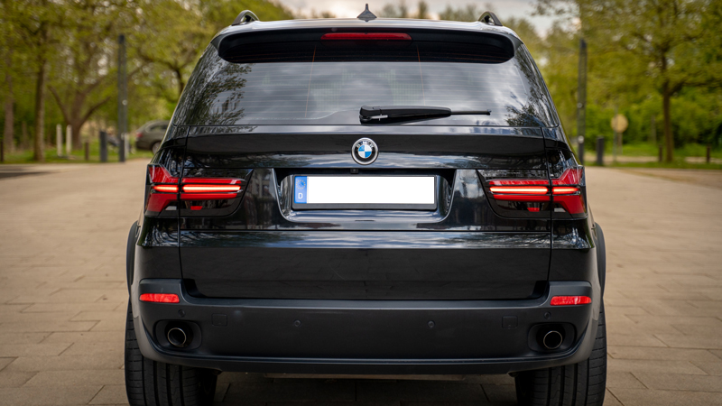 Voll LED 3D Lightbar Rückleuchten für BMW X5 E70 Bj. 07-10 Rot/Schwarz