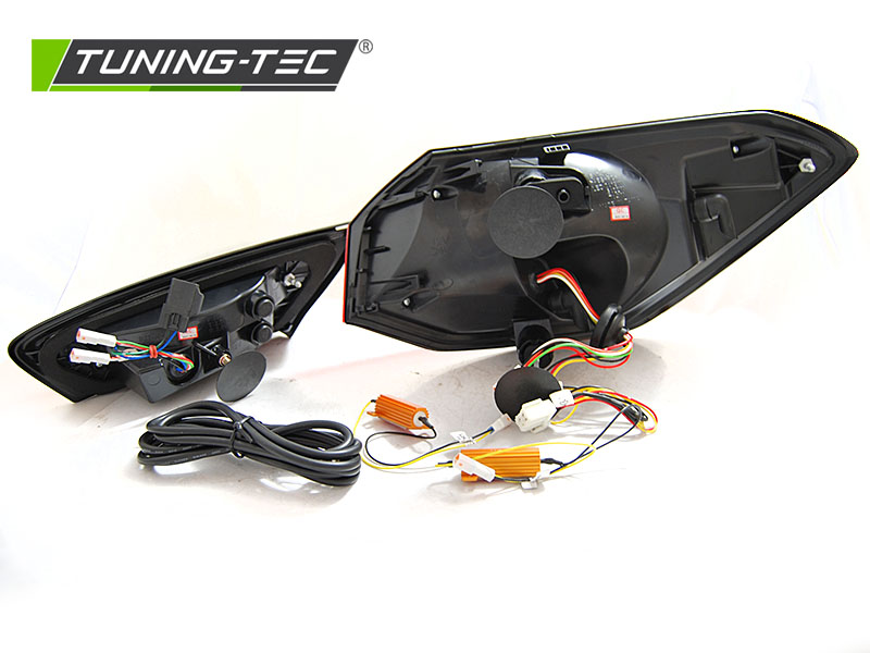 LED Lightbar Rückleuchten für Ford Focus MK4 Bj. 18-21 Rot/Chrom dynamischer Blinker