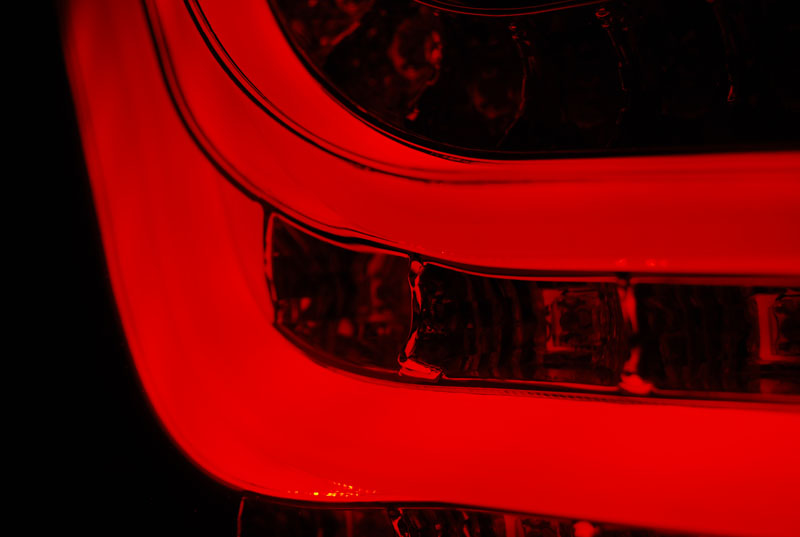 LED Lightbar Rückleuchten für Opel Astra H GTC (3-Türer) Bj. 04-09 Rot/Chrom