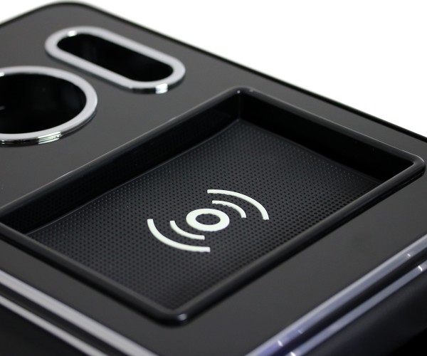 Staufach Mittelkonsole für Mercedes Vito / V-Klasse W447 mit LED Beleuchtung USB und Induktion