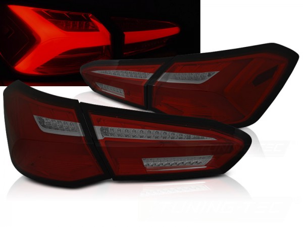 LED Lightbar Rückleuchten für Ford Focus MK4 Bj. 18-21 Rot/Smoke dynamischer Blinker