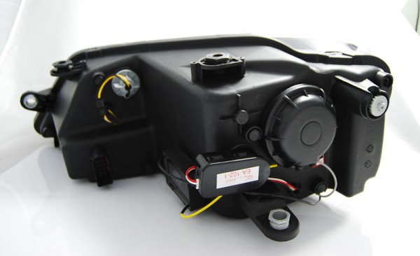 Scheinwerfer LED Tagfahrlicht Optik für VW Jetta 6 Bj. 11-18 Schwarz LTI
