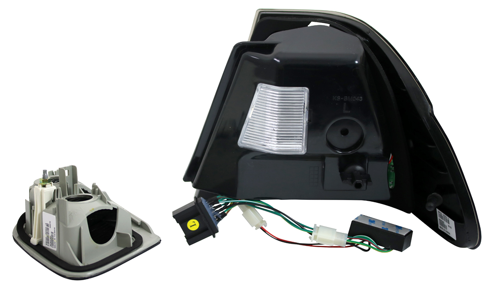 LED Rückleuchten für BMW E46 Limo Bj. 01-05 Rot/Chrom
