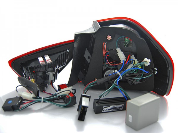 LED Lightbar Rückleuchten für BMW E90 Limo Bj. 05-08 Rot