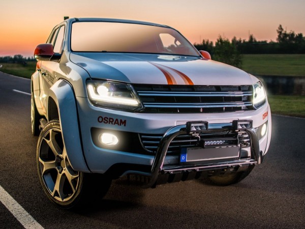 OSRAM LEDriving® Voll LED Scheinwerfer für VW Amarok Schwarz Edition Halogen Upgrade