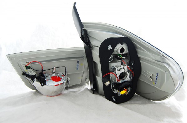 LED Rückleuchten für BMW X5 E70 Bj. 07-10 Rot/Chrom