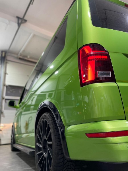 Voll LED Lightbar Rückleuchten für VW T6 Bj. 15-19 Rot/Smoke (für Heckklappe / LED)