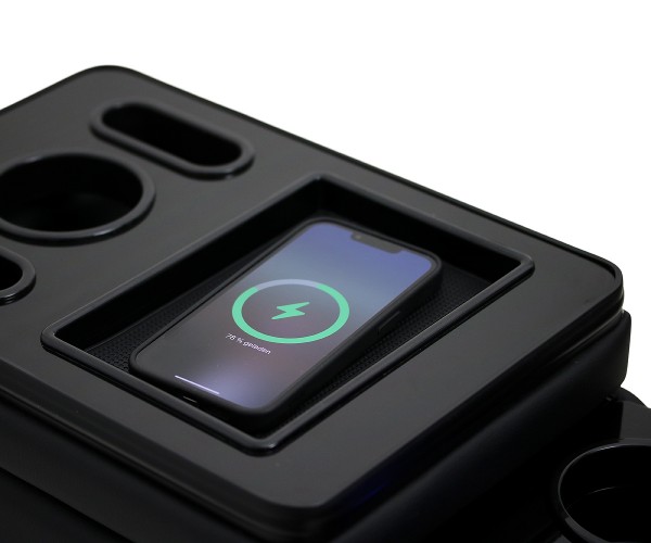 Black Edition Mittelkonsole für Mercedes Vito / V-Klasse W447 mit LED Beleuchtung USB und Induktion