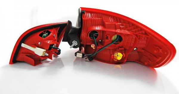 LED Rückleuchten für Audi A3 8P Sportback Bj. 04-08 Rot/Chrom