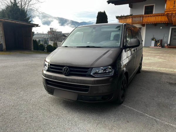 Voll LED Scheinwerfer Tagfahrlicht für VW T5 GP Facelift Bj. 10-15 Schwarz mit dynamischem LED Blink