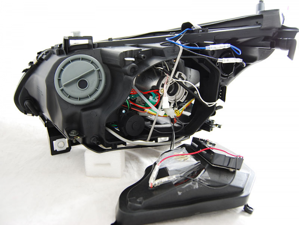 Xenon Scheinwerfer CCFL Angel Eyes für BMW 5er E60 E61 Bj. 03-04 Schwarz