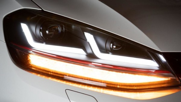 OSRAM LEDriving® Voll LED Scheinwerfer für VW Golf 7.5 VII Facelift Bj. 17-20 Schwarz Rot