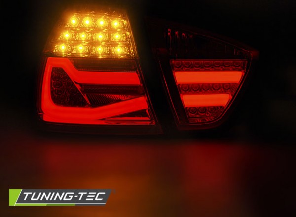 LED Lightbar Rückleuchten für BMW E90 Limo Bj. 05-08 Rot/Chrom