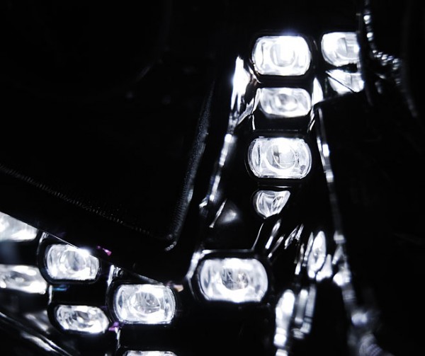 Scheinwerfer LED Tagfahrlicht Optik für Ford Focus 3 Bj. 11-14 Chrom