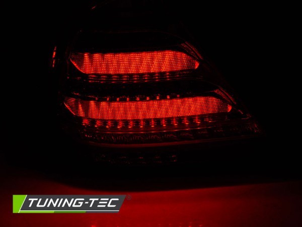 Voll LED Lightbar Rückleuchten für Mercedes C-Klasse W203 Limo Bj. 04-07 Rot/Chrom